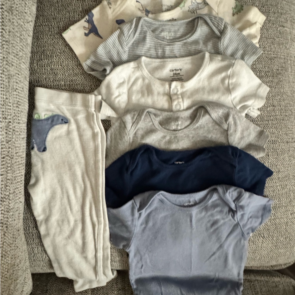 24mo 7pc set Carter's Baby Onesies Bundle in Soft Grays and Blues